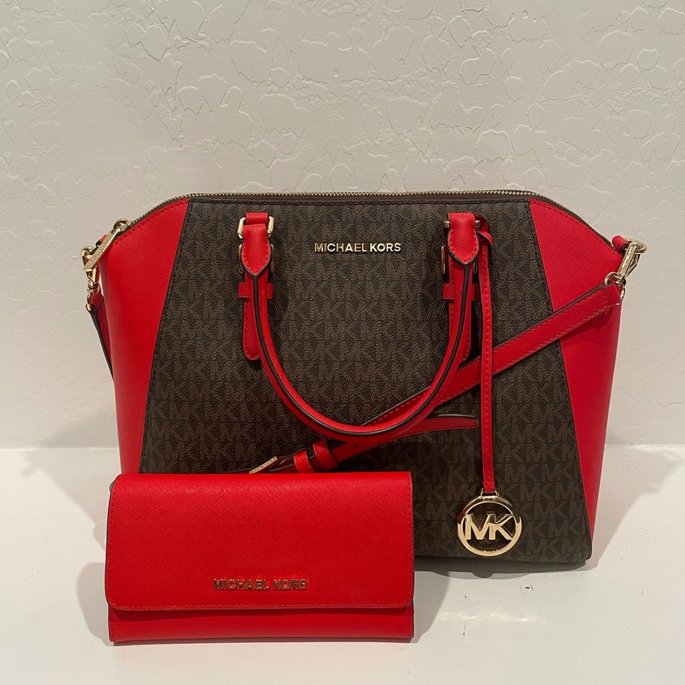 🚫Sold🚫2PC Bundle: MK Ciara Satchel & Wallet